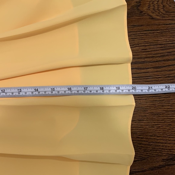 Amanda Uprichard cropped summer top - Picture 10 of 10